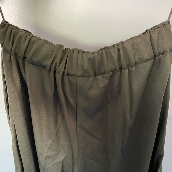 NWT - Topshop satin wide leg pants in khaki - Size 4 - Picture 6 of 7
